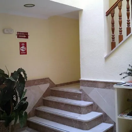 מלון Nova Centro 2*