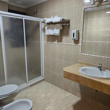 Nova Centro מלון 2*