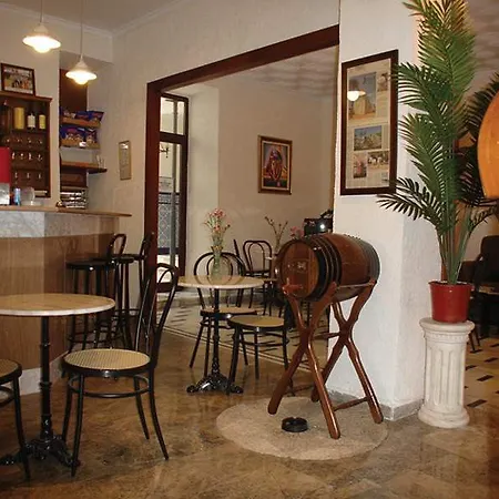 Nova Centro 2* חרז