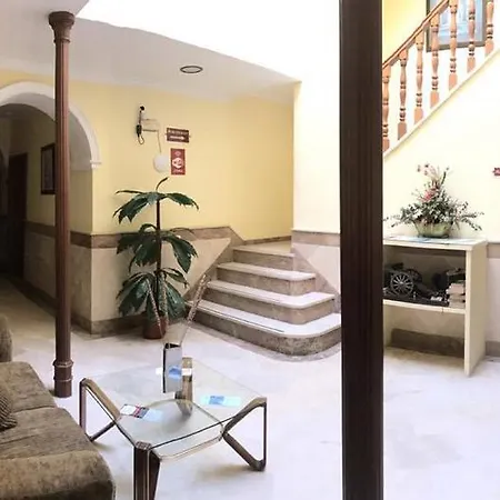 Nova Centro מלון 2*