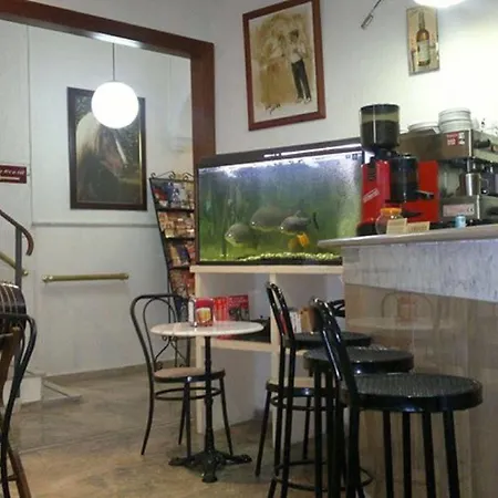 מלון Nova Centro 2*