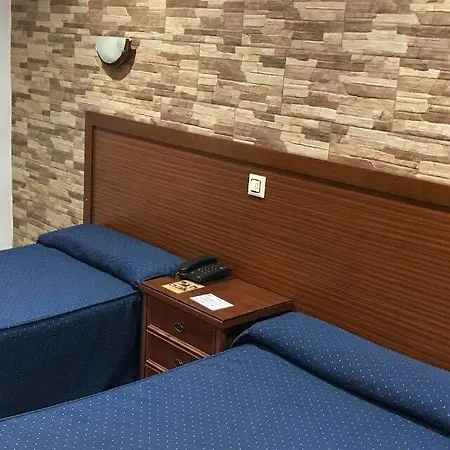 新中心酒店 2*