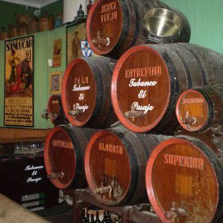 新中心酒店 2* 赫雷斯