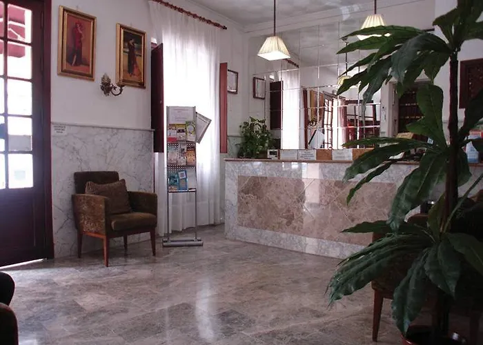 מלון Nova Centro 2*